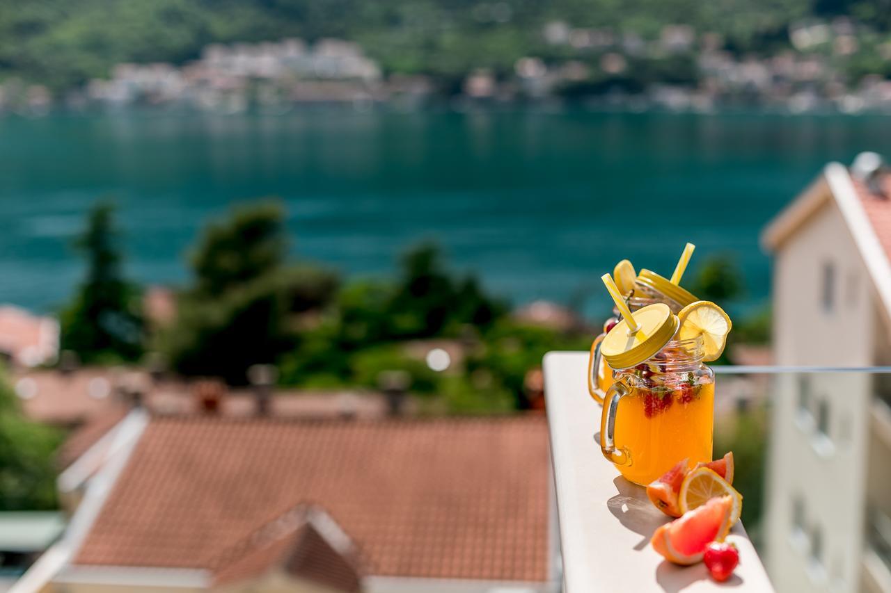 Apartments Magic Sea View Kotor Eksteriør billede