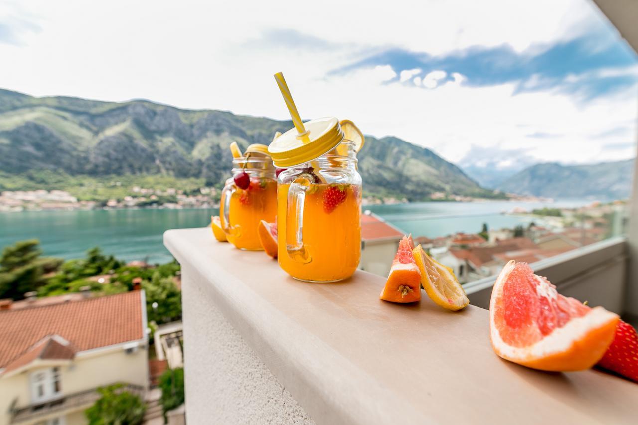 Apartments Magic Sea View Kotor Eksteriør billede